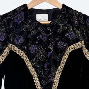 VTG 90s Scott McClintock Small Black/Purple Velvet Floral Embroidered Jacket‎
